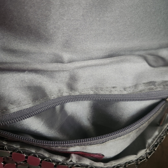 Silver‎ chain mail crossbody bag magnetic snap closure chain strap vintage - Picture 4 of 8